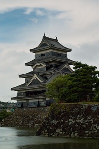 Matsumoto-Castle01.jpg